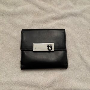 Ferragamo compact black calfskin leather wallet with silver hardware